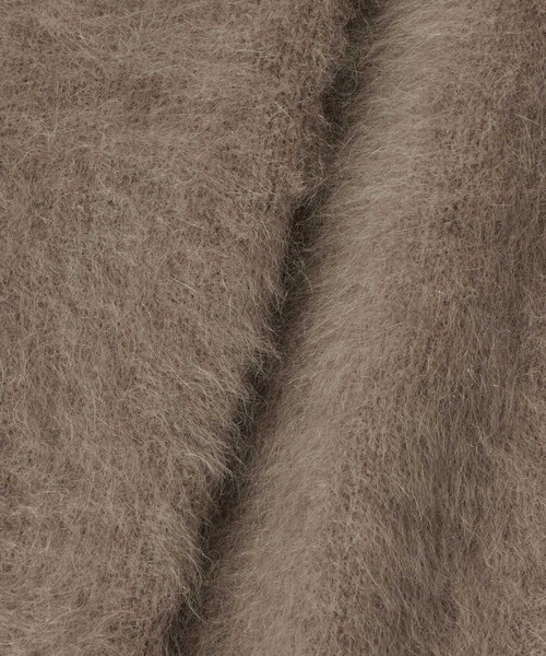 allureville(アルアバイル)の「カシミヤブレンドファー加工Vプルオーバー(ニット/セーター・レディース・オフホワイト/グレー系その他/モカ/オレンジ・2)」の10枚目の写真