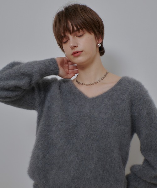 カシミヤブレンドファー加工Vプルオーバー（ニット/セーター