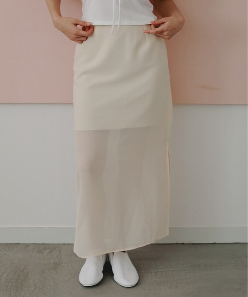 EFOLE(エフォル)の「【ZOZO限定】Layered sheer skirt/レイヤードシアースカート(スカート・レディース・ブラック/オフホワイト・FREE)」の1枚目の写真