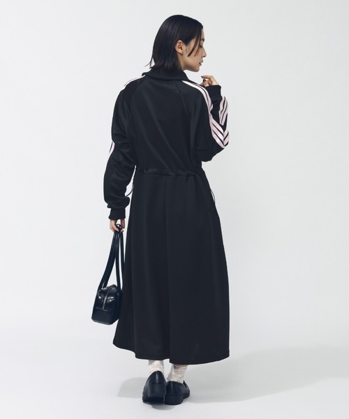 adidas（アディダス）の「アディダス adidas STSV トラックトップドレス（ワンピース・レディース・ブラック/ネイビー・S/M/L/XL）」の9枚目の写真