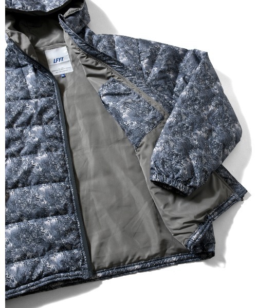 LFYT(エルエフワイティー)の「LFYT ラファイエット【Lafayette】- ダウン ジャケット【MICRO BAFFLE DOWN JACKET LA251005】(ダウンジャケット/コート・メンズ・ブラック/シルバー・XL/L/M)」の15枚目の写真