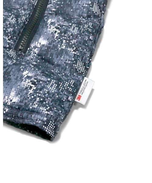 LFYT(エルエフワイティー)の「LFYT ラファイエット【Lafayette】- ダウン ジャケット【MICRO BAFFLE DOWN JACKET LA251005】(ダウンジャケット/コート・メンズ・ブラック/シルバー・XL/L/M)」の17枚目の写真