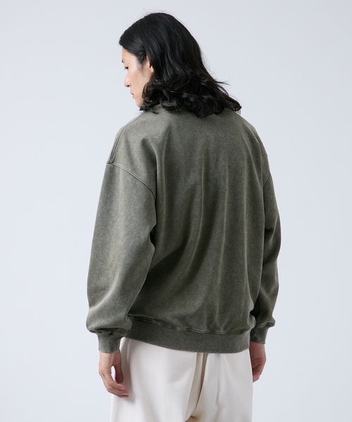 B.C STOCK(ベーセーストック)の「ピグメント加工 プリントスウェット(スウェット・メンズ・ブラック/ベージュ/ネイビー/グリーン・MEDIUM/LARGE)」の16枚目の写真