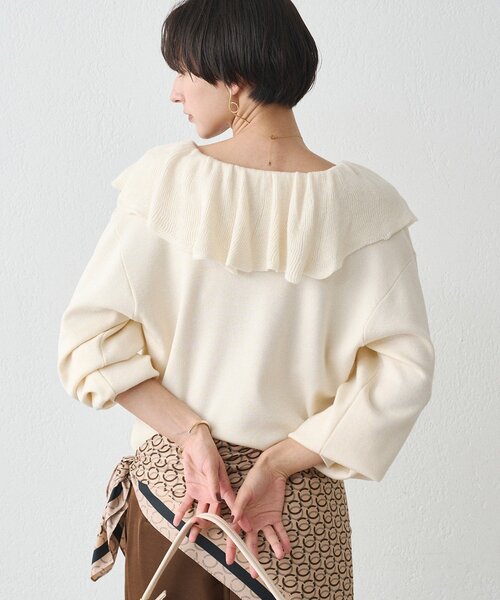 LOUNGEDRESS（ラウンジドレス）の「フリルカラーニット（ニット/セーター・レディース・ブラック/アイボリー/グレー・FREE）」の13枚目の写真