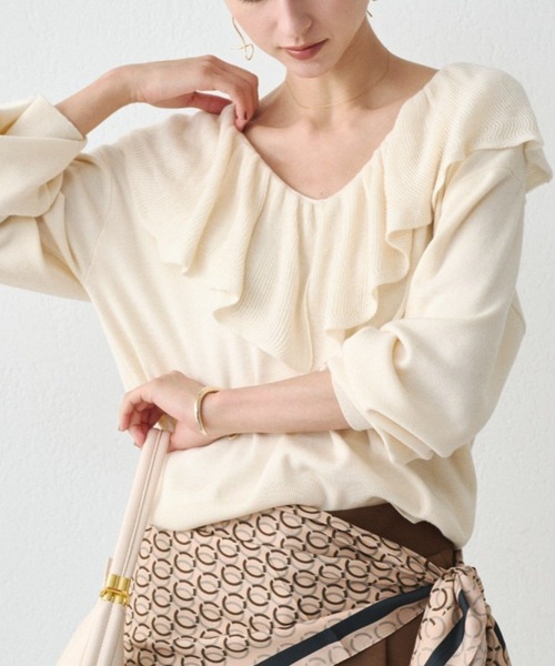 定価1.7万☆美品☆ラウンジドレス　ヤク100% Vネックニット　ベージュ LOUNGEDRESS（ラウンジドレス）の「ヤク100Vニット（ニット/セーター