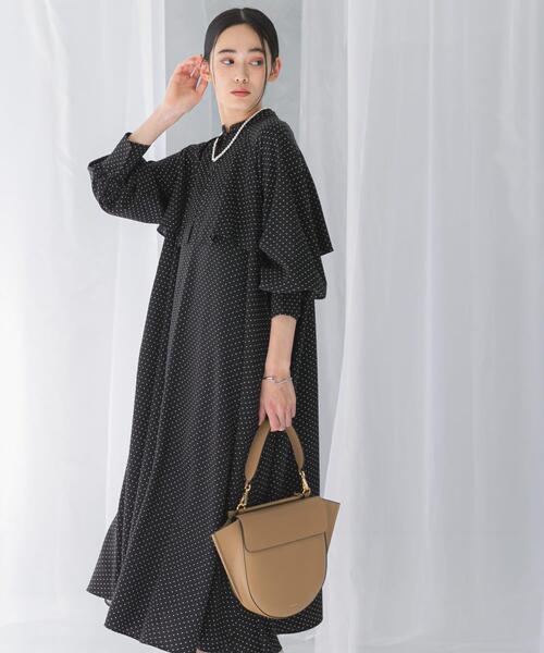 URBAN RESEARCH ROSSO WOMEN(アーバンリサーチ ロッソ)の「『WEB限定』ドットプリントケープワンピース(ワンピース・レディース・ネイビー/ブラック・FREE)」の17枚目の写真