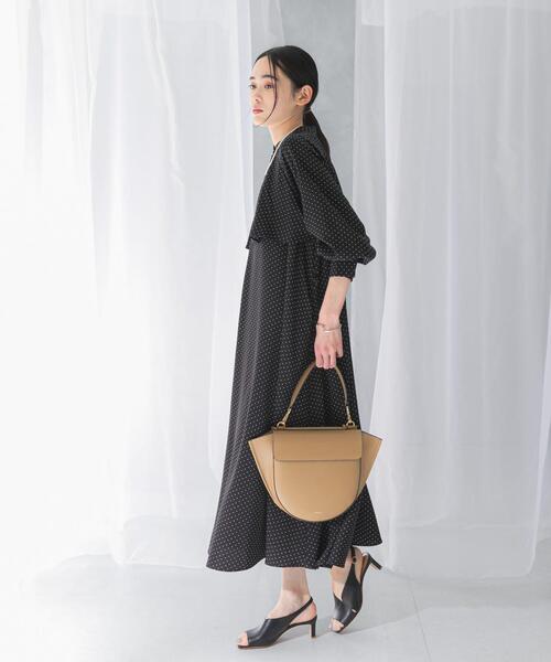 URBAN RESEARCH ROSSO WOMEN(アーバンリサーチ ロッソ)の「『WEB限定』ドットプリントケープワンピース(ワンピース・レディース・ネイビー/ブラック・FREE)」の19枚目の写真