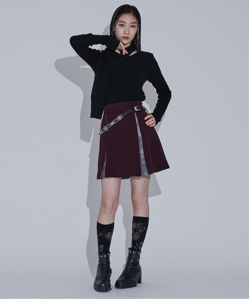 Ellno de Mavie（エルノデメヴィ）の「2wayジップインバーテッドプリーツミニスカパン（スカート・レディース・ボルドー/ブラック・FREE）」の7枚目の写真