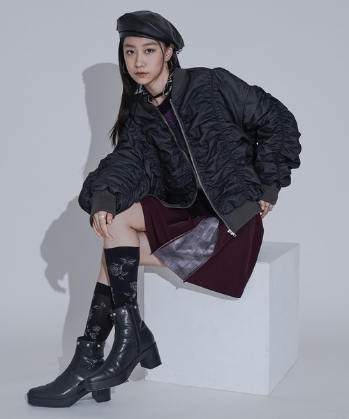 Ellno de Mavie（エルノデメヴィ）の「2wayジップインバーテッドプリーツミニスカパン（スカート・レディース・ボルドー/ブラック・FREE）」の5枚目の写真