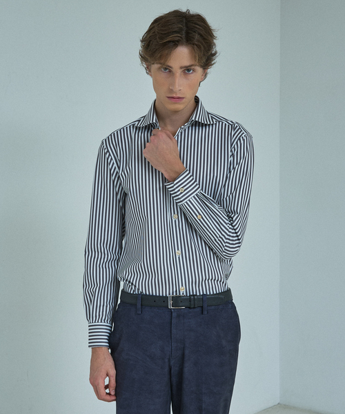 ABAHOUSE(アバハウス)の「【ON/OFF兼用】360°ストレッチ ロンドンストライプ ワイドカラーシャツ / FLEX SHIRTS(ビジネスシャツ・メンズ・ブラウン系その他/ライトグレー/ネイビー・44/46/48/50)」の3枚目の写真
