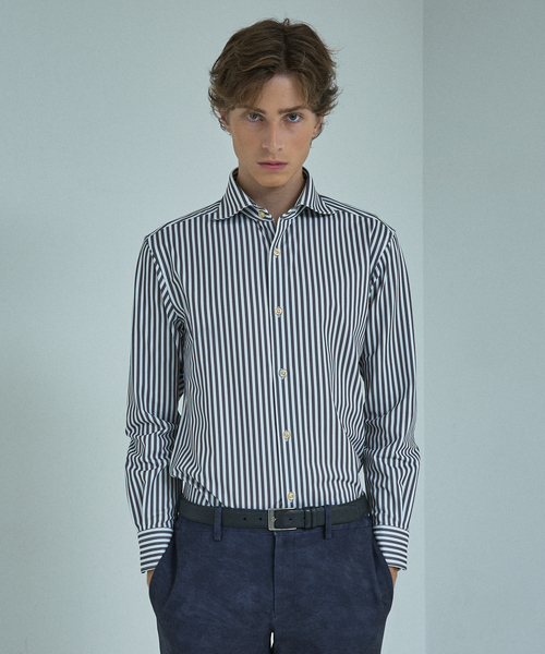 ABAHOUSE(アバハウス)の「【ON/OFF兼用】360°ストレッチ ロンドンストライプ ワイドカラーシャツ / FLEX SHIRTS(ビジネスシャツ・メンズ・ブラウン系その他/ライトグレー/ネイビー・44/46/48/50)」の9枚目の写真