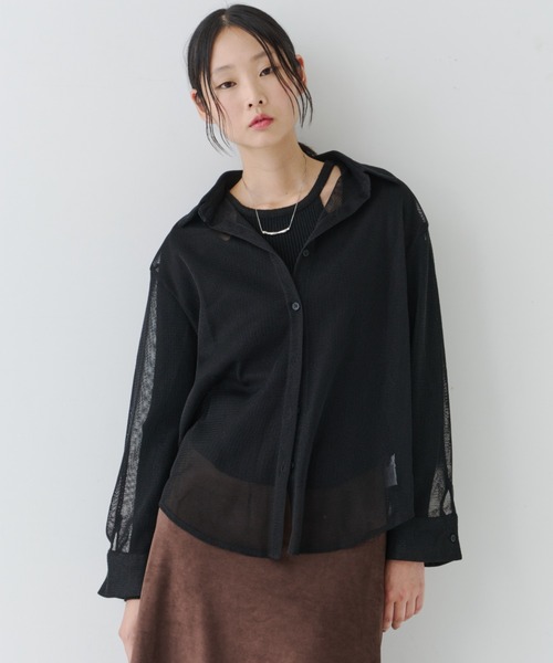 NUJOH(ヌゾ)の「Sheer Knit Shirt / シアーニットシャツ(シャツ/ブラウス・レディース・チャコールグレー/ホワイト/ブラック・FREE)」の3枚目の写真