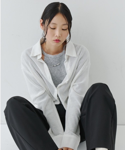NUJOH(ヌゾ)の「Sheer Knit Shirt / シアーニットシャツ(シャツ/ブラウス・レディース・チャコールグレー/ホワイト/ブラック・FREE)」の21枚目の写真