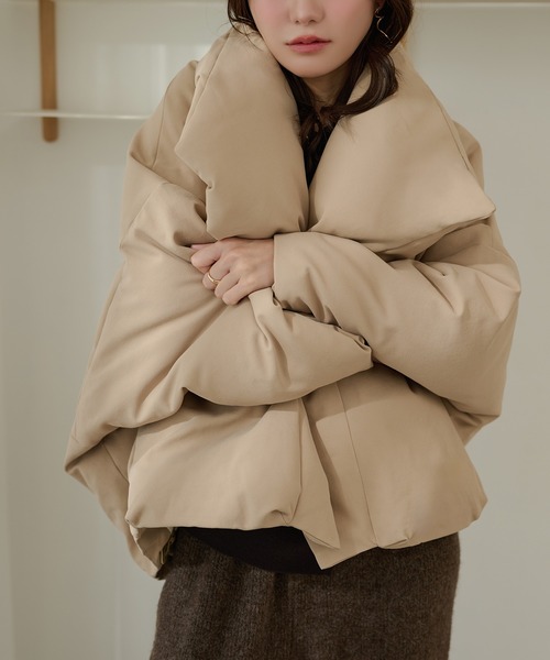 LAULEN（ローレン）の「stand collar wrap down coat /スタンドカラーラップショートダウンコート（ダウンジャケット/コート・レディース・ベージュ/キャメル/ブラック・FREE）」の15枚目の写真