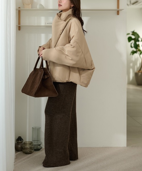 LAULEN（ローレン）の「stand collar wrap down coat /スタンドカラーラップショートダウンコート（ダウンジャケット/コート・レディース・ベージュ/キャメル/ブラック・FREE）」の11枚目の写真