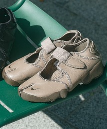 NIKE（ナイキ）の「W AIR RIFT LTR　IO8738-214（スニーカー）」