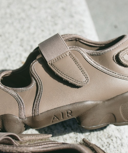 W AIR RIFT LTR IO8738-214（スニーカー）｜NIKE（ナイキ）の