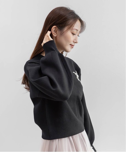 RANDA(ランダ)の「パール&ビジューロゴニットプルオーバー(ニット/セーター・レディース・グレー/ブラック/ピンク・FREE)」の7枚目の写真
