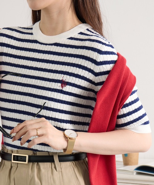 U.S. POLO ASSN.(ユーエスポロアッスン)の「【U.S. POLO ASSN.】ワンポイント刺繍 クルーネックケーブル半袖ニット(ニット/セーター・レディース・ブラック×ホワイト/ピンク/サックスブルー/ホワイト×ネイビー/イエロー/オフホワイト・M/L)」の3枚目の写真
