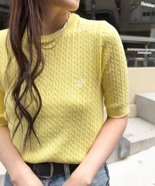 U.S. POLO ASSN.(ユーエスポロアッスン)の「【U.S. POLO ASSN.】ワンポイント刺繍 クルーネックケーブル半袖ニット(ニット/セーター・レディース・ブラック×ホワイト/ピンク/サックスブルー/ホワイト×ネイビー/イエロー/オフホワイト・M/L)」の5枚目の写真