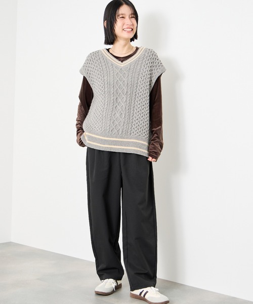 Mac-House(マックハウス)の「Idnes ギャバドロストテーパードパンツ(その他パンツ・レディース・グレー/ブラック・M/L)」の8枚目の写真
