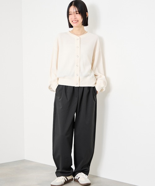 Mac-House(マックハウス)の「Idnes ギャバドロストテーパードパンツ(その他パンツ・レディース・グレー/ブラック・M/L)」の10枚目の写真
