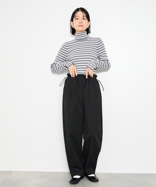 Mac-House(マックハウス)の「Idnes ギャバドロストテーパードパンツ(その他パンツ・レディース・グレー/ブラック・M/L)」の12枚目の写真