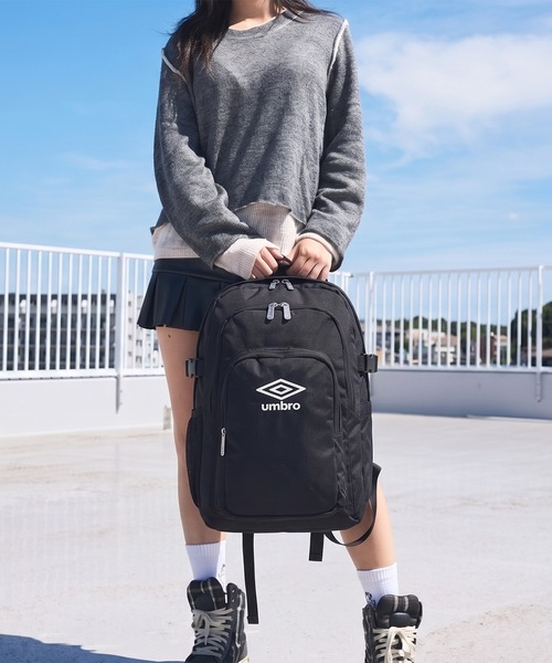 umbro/アンブロ】刺繍ソフトバックパック（約25L）（バックパック
