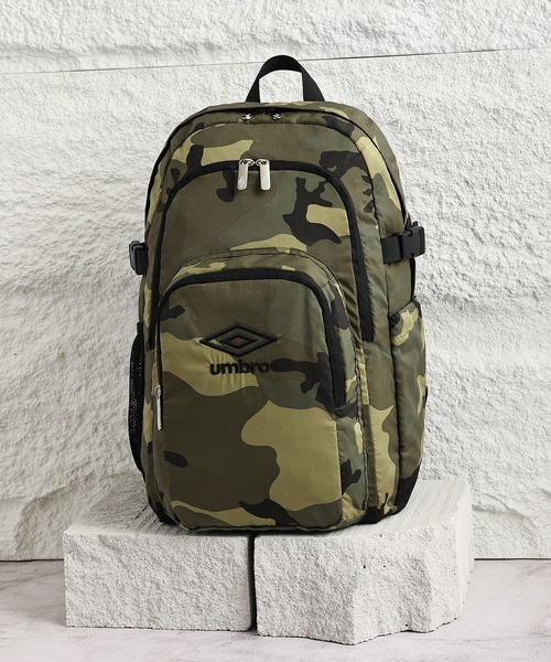 UMBRO(アンブロ)の「【umbro/アンブロ】刺繍ソフトバックパック(約25L)軽量 PC/A4対応(バックパック/リュック・メンズ・レオパード/カモフラージュ/ブラック・FREE)」の21枚目の写真