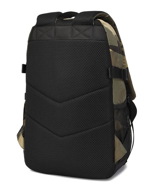 UMBRO(アンブロ)の「【umbro/アンブロ】刺繍ソフトバックパック(約25L)軽量 PC/A4対応(バックパック/リュック・メンズ・レオパード/カモフラージュ/ブラック・FREE)」の8枚目の写真