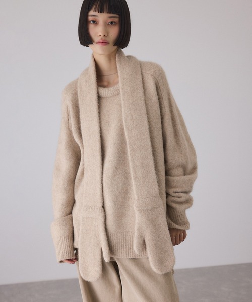 ADAM ET ROPE'(アダムエロペ)の「【サステナブル】YAKブレンドタートルニット&グローブ(ニット/セーター・レディース・ブラウン/ベージュ系その他2・FREE)」の2枚目の写真