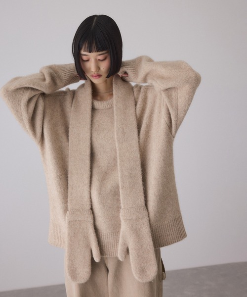 ADAM ET ROPE'(アダムエロペ)の「【サステナブル】YAKブレンドタートルニット&グローブ(ニット/セーター・レディース・ブラウン/ベージュ系その他2・FREE)」の8枚目の写真