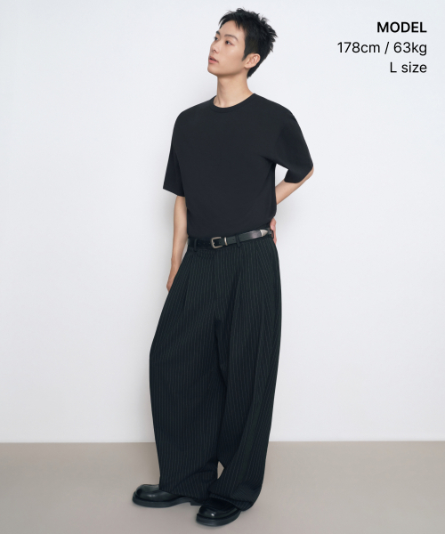 MUSINSA STANDARD（ムシンサスタンダード）の「リラックスフィットクルーネックTシャツ[ブラック]（Tシャツ/カットソー・メンズ・その他・XX-LARGE/XXX-LARGE/SMALL/MEDIUM/LARGE/X-LARGE）」の8枚目の写真