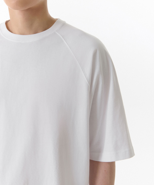 MUSINSA STANDARD（ムシンサスタンダード）の「リラックスドラグランTシャツ[ホワイト]（Tシャツ/カットソー・メンズ・その他・SMALL/MEDIUM/LARGE/X-LARGE/XX-LARGE/XXX-LARGE）」の4枚目の写真