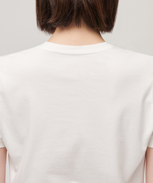 MUSINSA STANDARD WOMAN（ムシンサスタンダードウーマン）の「[クールタンダード] ウィメンズ クルーネック クロップTシャツ [クリーム]（Tシャツ/カットソー・レディース・その他・SMALL/MEDIUM/LARGE/X-LARGE/X-SMALL）」の6枚目の写真