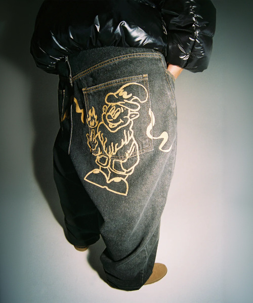 WKNDRS(ウィーキャンドース)の「DWARF DENIM PANTS (BLACK)(デニムパンツ・レディース・その他・LARGE/MEDIUM/SMALL/X-LARGE)」の10枚目の写真