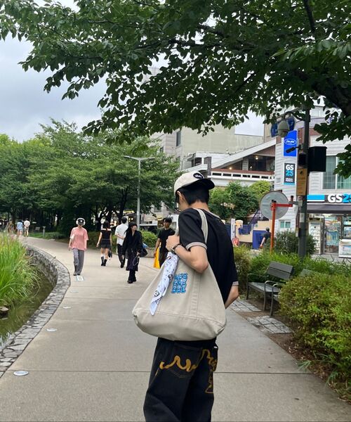 WKNDRS(ウィーキャンドース)の「DWARF DENIM PANTS (BLACK)(デニムパンツ・レディース・その他・LARGE/MEDIUM/SMALL/X-LARGE)」の11枚目の写真