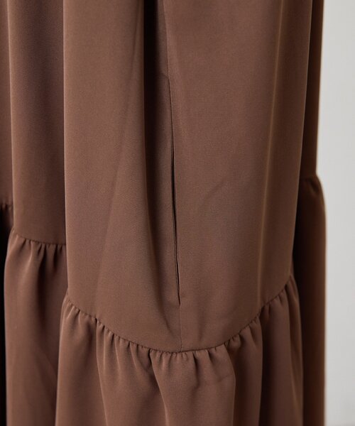 ear PAPILLONNER（イアパピヨネ）の「裾バルーンワンピース【SUM1 STYLE】（ワンピース・レディース・ブラック/ダークブラウン・FREE）」の10枚目の写真
