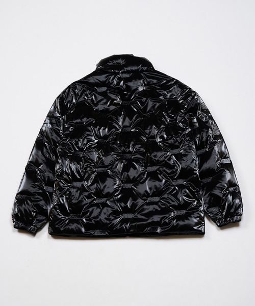 BOY LONDON（ボーイロンドン）の「【BOY LONDON】BOY LOGO GLOSSY DOWN BLOUSON BLACK（ダウンジャケット/コート・メンズ・ブラック・X-LARGE/MEDIUM）」の4枚目の写真