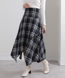 pumpkin port（パンプキンポート）の「イレギュラーシルエット ネル チェック柄ロングスカート（スカート・レディース）」