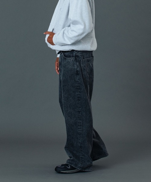 XLARGE（エクストララージ）の「EMBOSSED DENIM PANTS（デニムパンツ・メンズ・ブラック/ベージュ/パープル・30inch/32inch/34inch/36inch）」の9枚目の写真