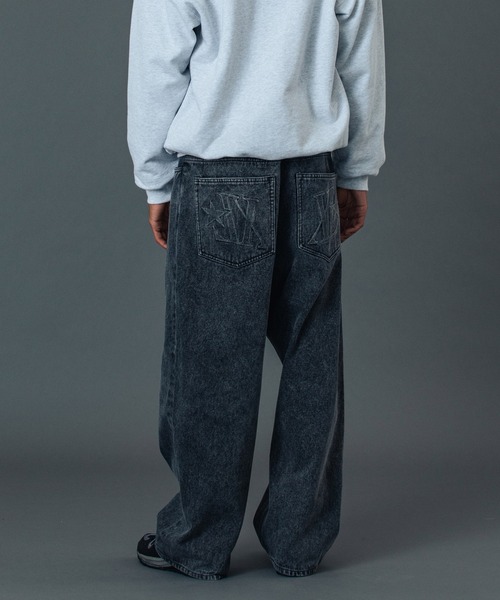 XLARGE（エクストララージ）の「EMBOSSED DENIM PANTS（デニムパンツ・メンズ・ブラック/ベージュ/パープル・30inch/32inch/34inch/36inch）」の10枚目の写真