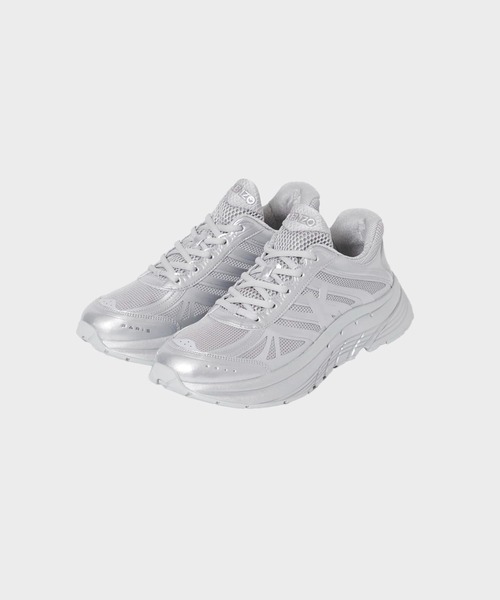 KENZO(ケンゾー)の「FE65SN070F61 KENZO-PACE LOW TOP SNEAKERS(スニーカー・メンズ・シルバー・44)」の2枚目の写真