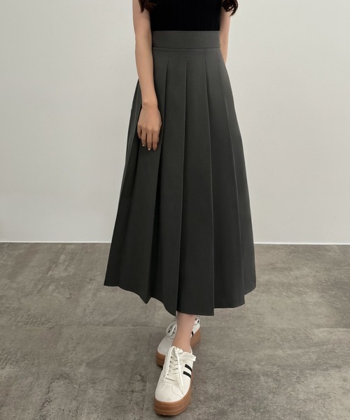 CENEA(セネア)の「ファスナースリットプリーツスカート(スカート・レディース・アイボリー/ブラック/チャコール・LARGE/MEDIUM/SMALL)」の15枚目の写真