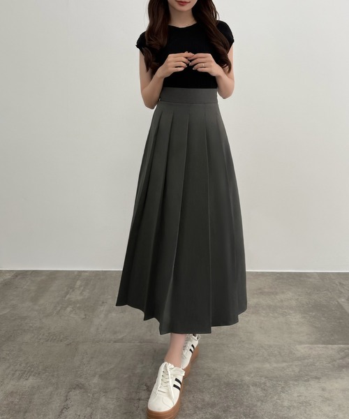 CENEA(セネア)の「ファスナースリットプリーツスカート(スカート・レディース・アイボリー/ブラック/チャコール・LARGE/MEDIUM/SMALL)」の16枚目の写真
