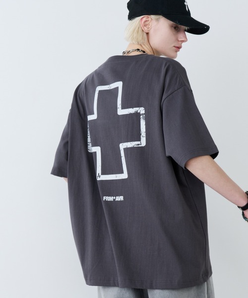 AIVER（アイバー）の「AIVER　MED CROSS S/S TEE（Tシャツ/カットソー・メンズ・チャコールグレー/ブラック・LARGE/MEDIUM/SMALL）」の5枚目の写真