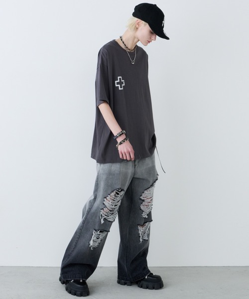 AIVER（アイバー）の「AIVER　MED CROSS S/S TEE（Tシャツ/カットソー・メンズ・チャコールグレー/ブラック・LARGE/MEDIUM/SMALL）」の9枚目の写真
