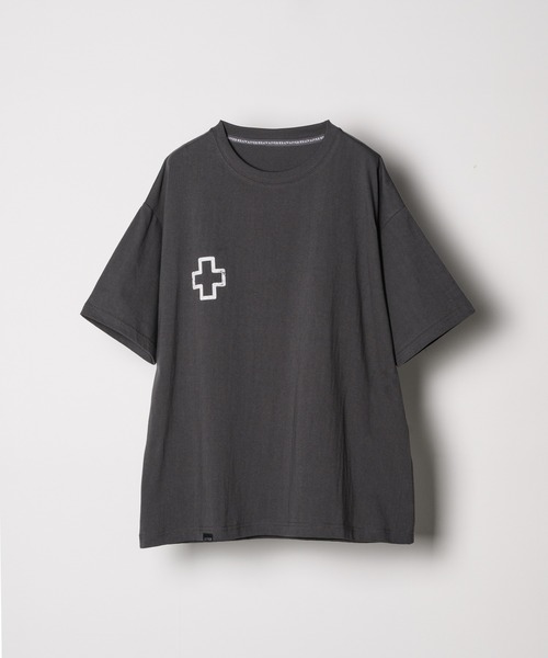 AIVER（アイバー）の「AIVER　MED CROSS S/S TEE（Tシャツ/カットソー・メンズ・チャコールグレー/ブラック・LARGE/MEDIUM/SMALL）」の19枚目の写真