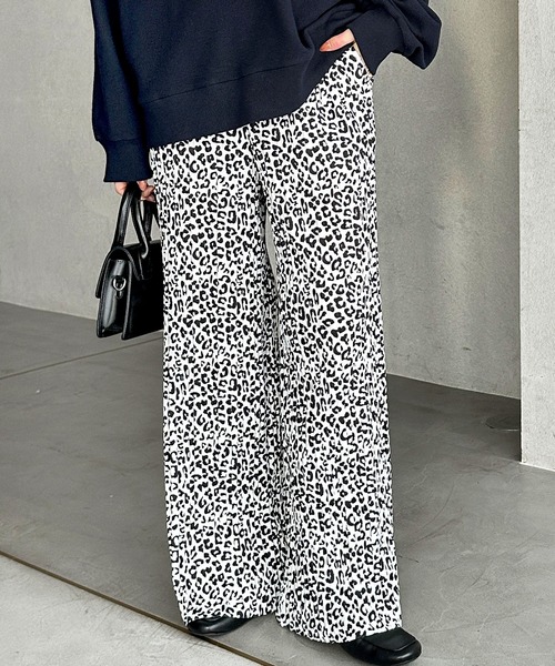 GeeRA(ジーラ)の「【-10㎝カット可能◎】S~3Lサイズ展開/セルフカットセミワイドプリーツイージーパンツ(その他パンツ・レディース・ドット/ベージュ/レオパード/ブラック・XX-LARGE/X-LARGE/LARGE/MEDIUM/SMALL)」の4枚目の写真