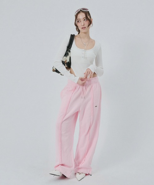 BLONDEY（ブロンディ）の「ヘンリーネックハイレグトップス（Tシャツ/カットソー・レディース・ホワイト/ブラック/カーキ・FREE）」の16枚目の写真